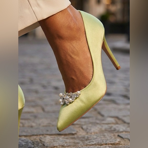 Passion of Essence Accessories - 2pc Silver Embellished Rhinestone Shoe Clips – Elegant Crystal Accent for Heels,